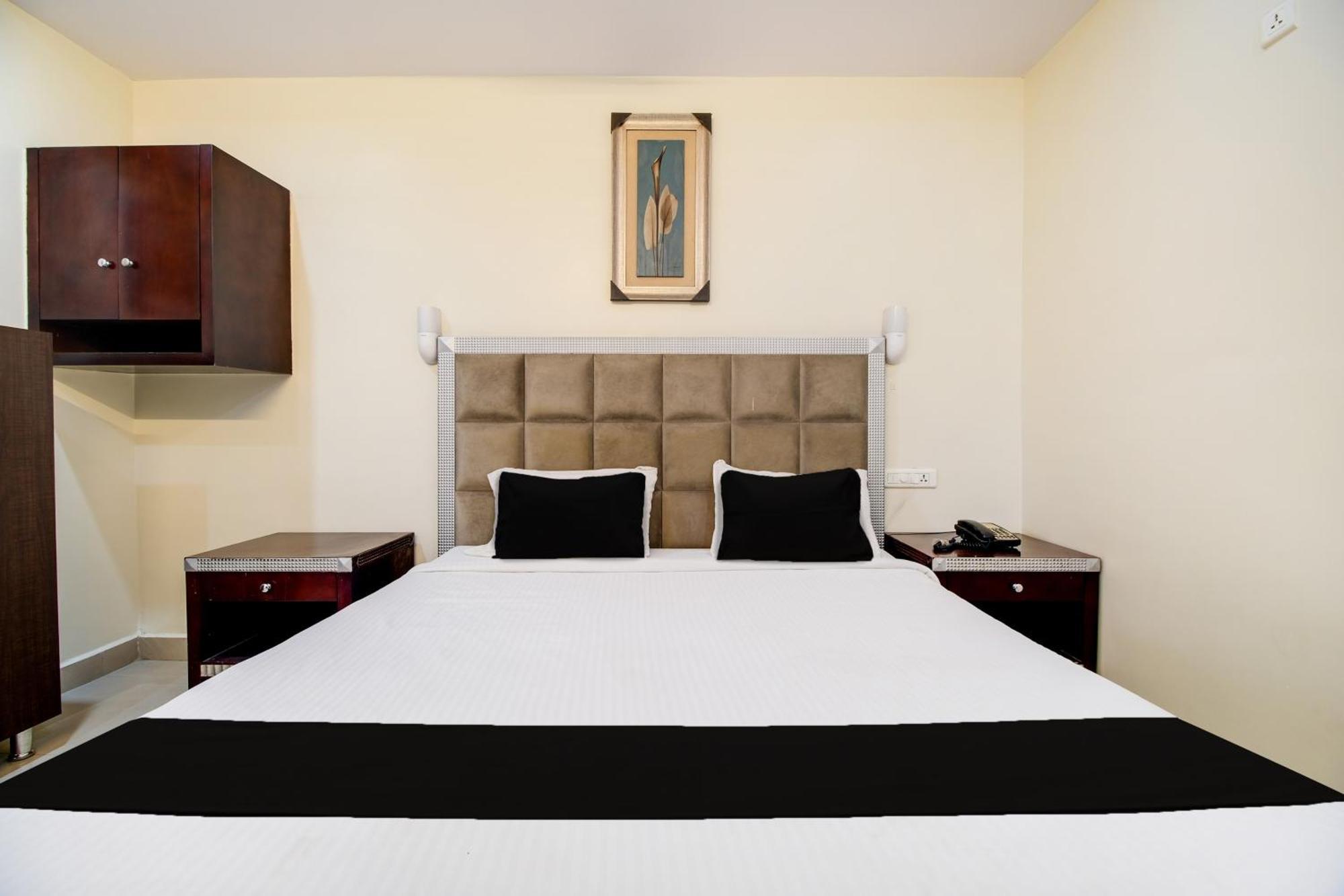 Super Townhouse Gajuwaka Near Cmr Mall Kurmannapalem Zewnętrze zdjęcie
